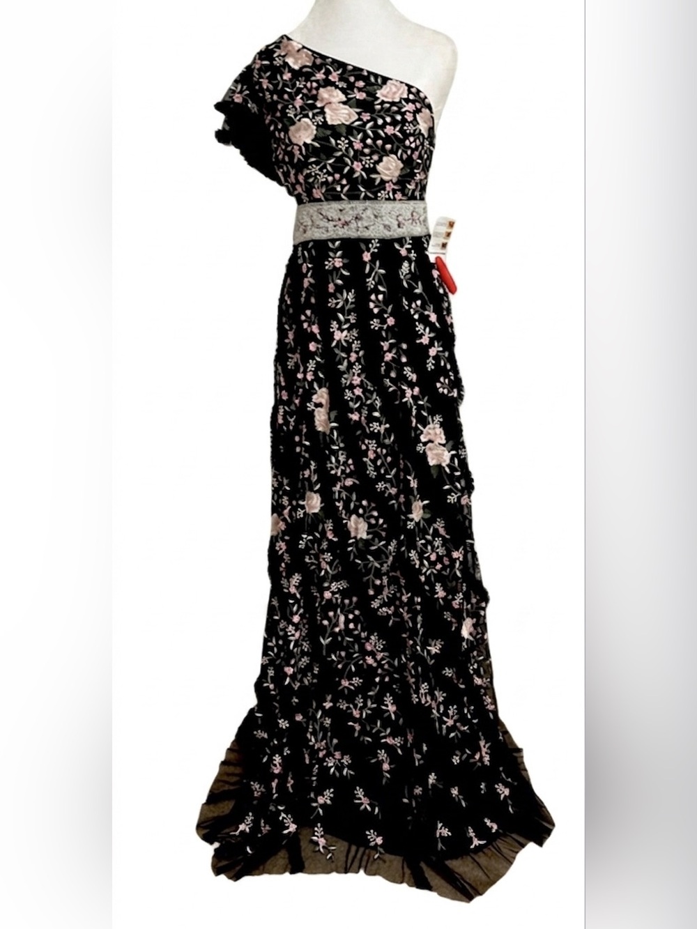 NWT Mac Duggal 70160 Black FLORAl GOWN One Shoulder size 6